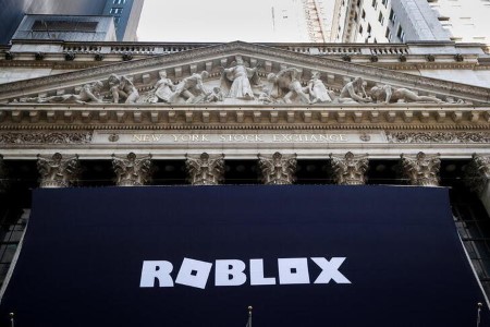 Roblox beats bookings estimates on higher in-game spending, shares jump