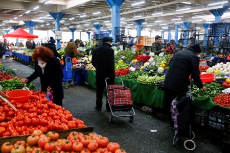 Türkiye'nin GSYH'si 2023'te beklentileri aşan güçlü talep sayesinde %4,5 büyüdü