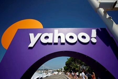 Yahoo, Instagram kurucularının yapay zeka haber platformu Artifact'i satın aldı