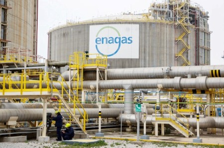 Enagas Sells US Asset for Green Hydrogen Investment in Spain